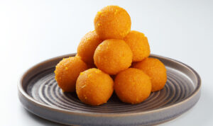 ghee-besan-laddu